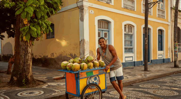 Otimize suas finanças e Pix no WhatsApp com o Jota